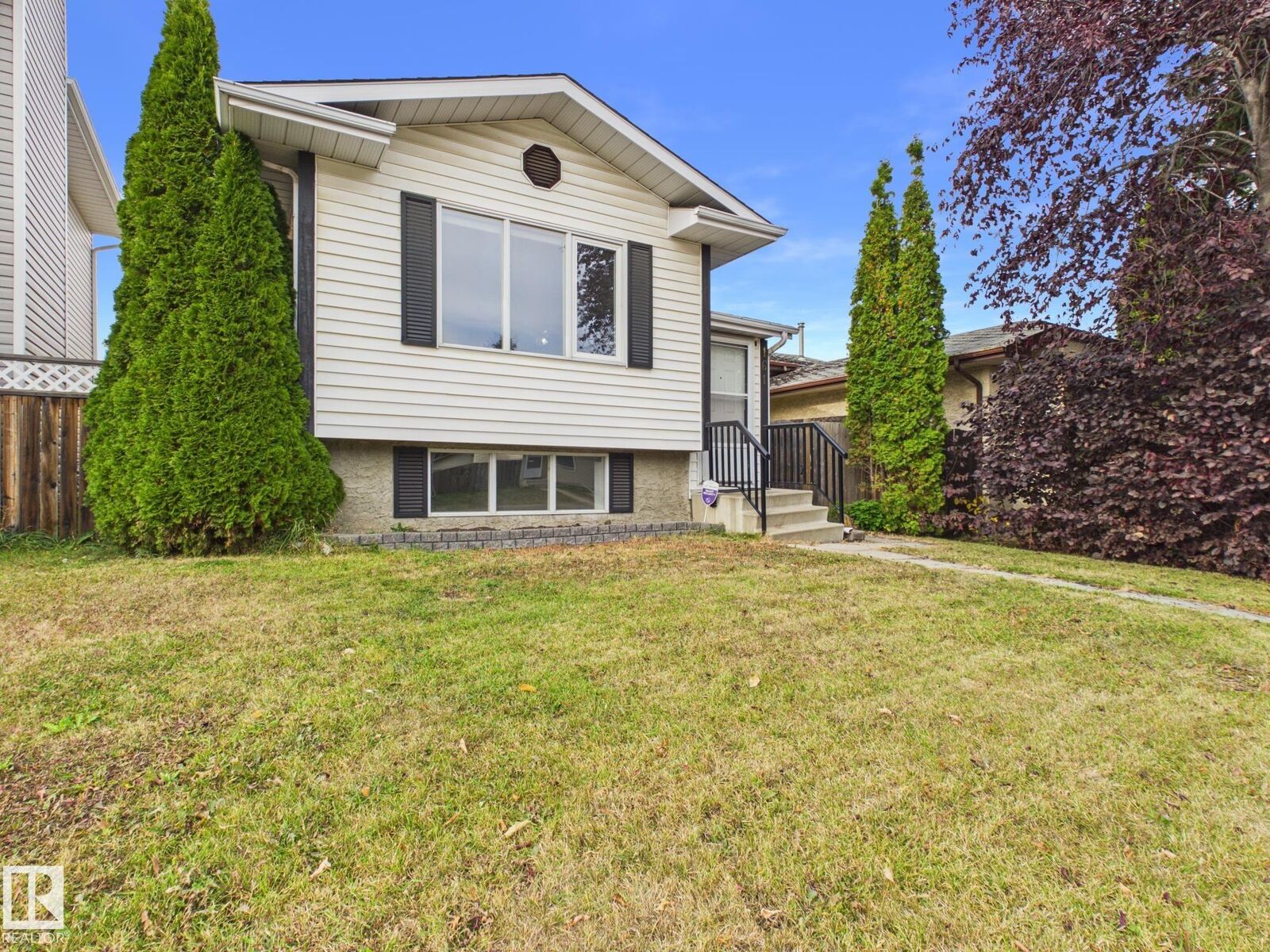 Property Photo: 161 Kiniski Crescent NW AB T6L 5E2
