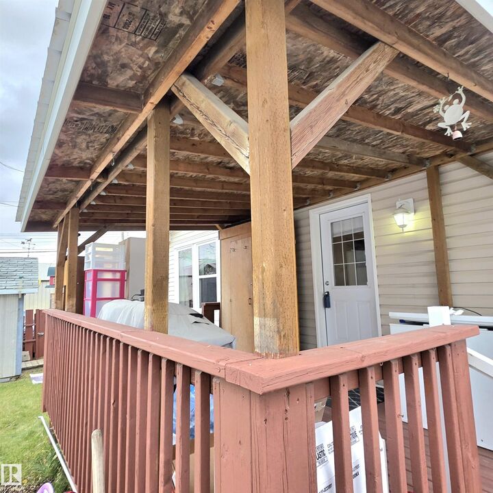Property Photo: #106 5309 52 Street AB T7L 1L5