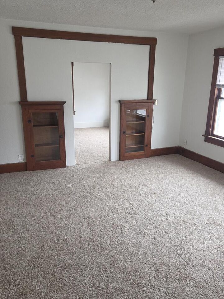 Property Photo:  316 S 16th St  IA 50501 