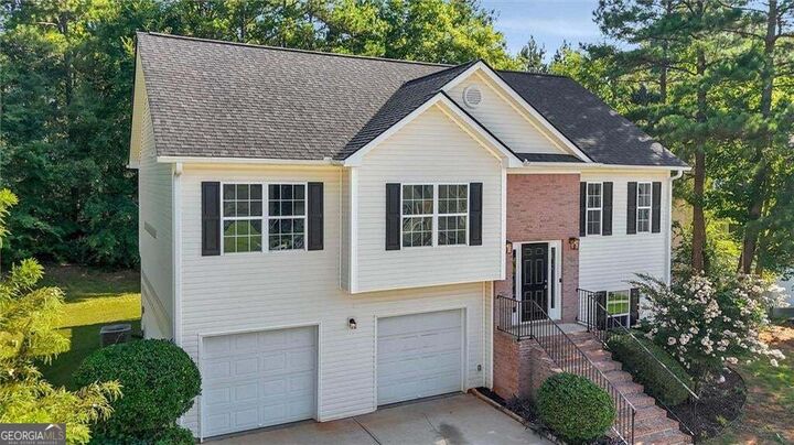 Property Photo: 435 Fieldstone Lane GA 30016
