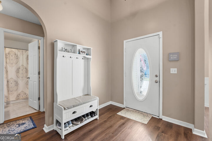 Property Photo: 132 Castle Pines Drive GA 31005