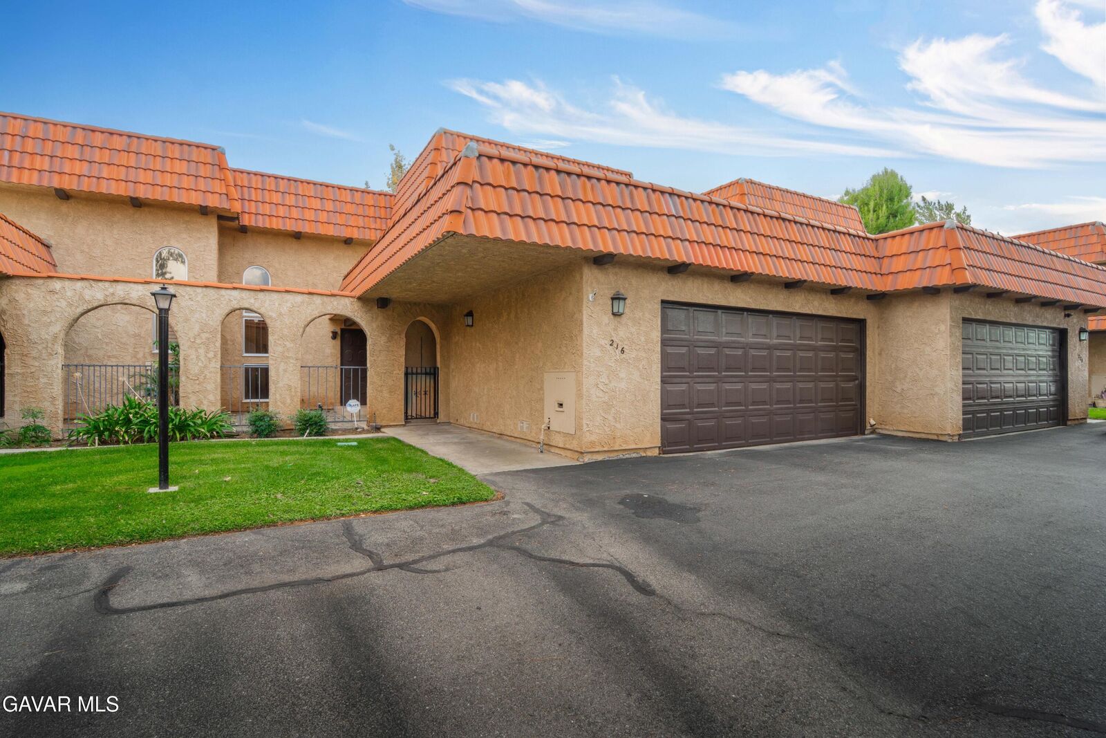 Property Photo:  216 Shirley Lane  CA 93551 