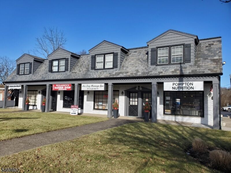 Property Photo:  200 Newark Pompton Tpke  NJ 07440 