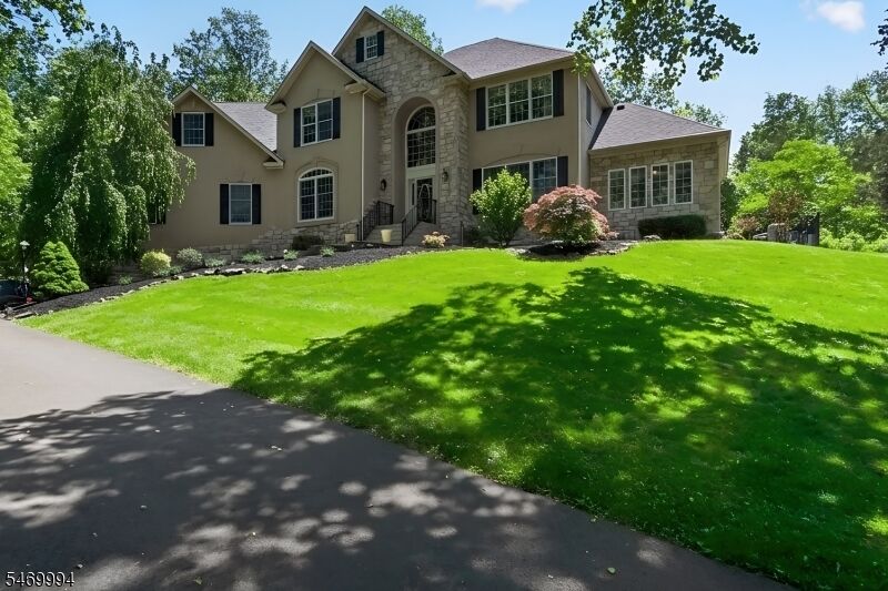 Property Photo:  41 Sutton Farm Road  NJ 08822 