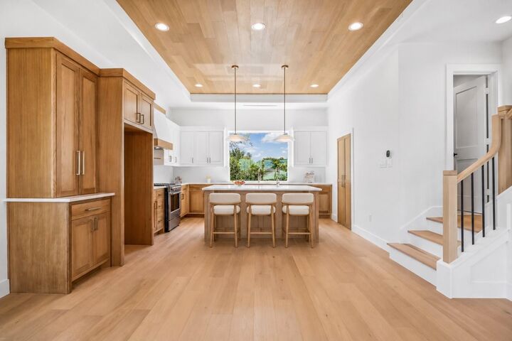 Property Photo:  3402 Market Street  TX 77020 