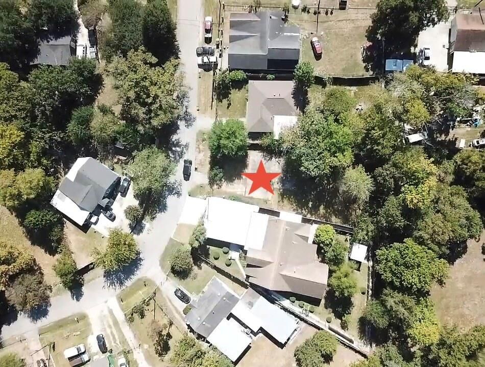 Property Photo: 10411 Bantum Street TX 77093