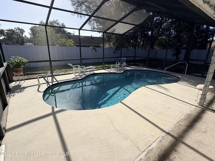 Property Photo: 2546 Commerce Avenue FL 34609