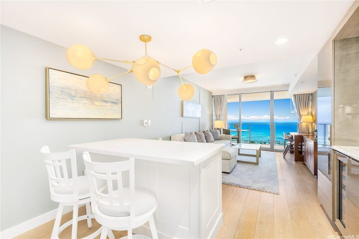 Property Photo:  2139 Kuhio Avenue 3403  HI 96815 