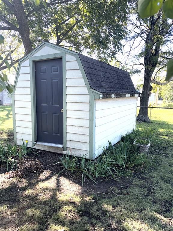 Property Photo:  1633 N 9th Street  KS 67301 