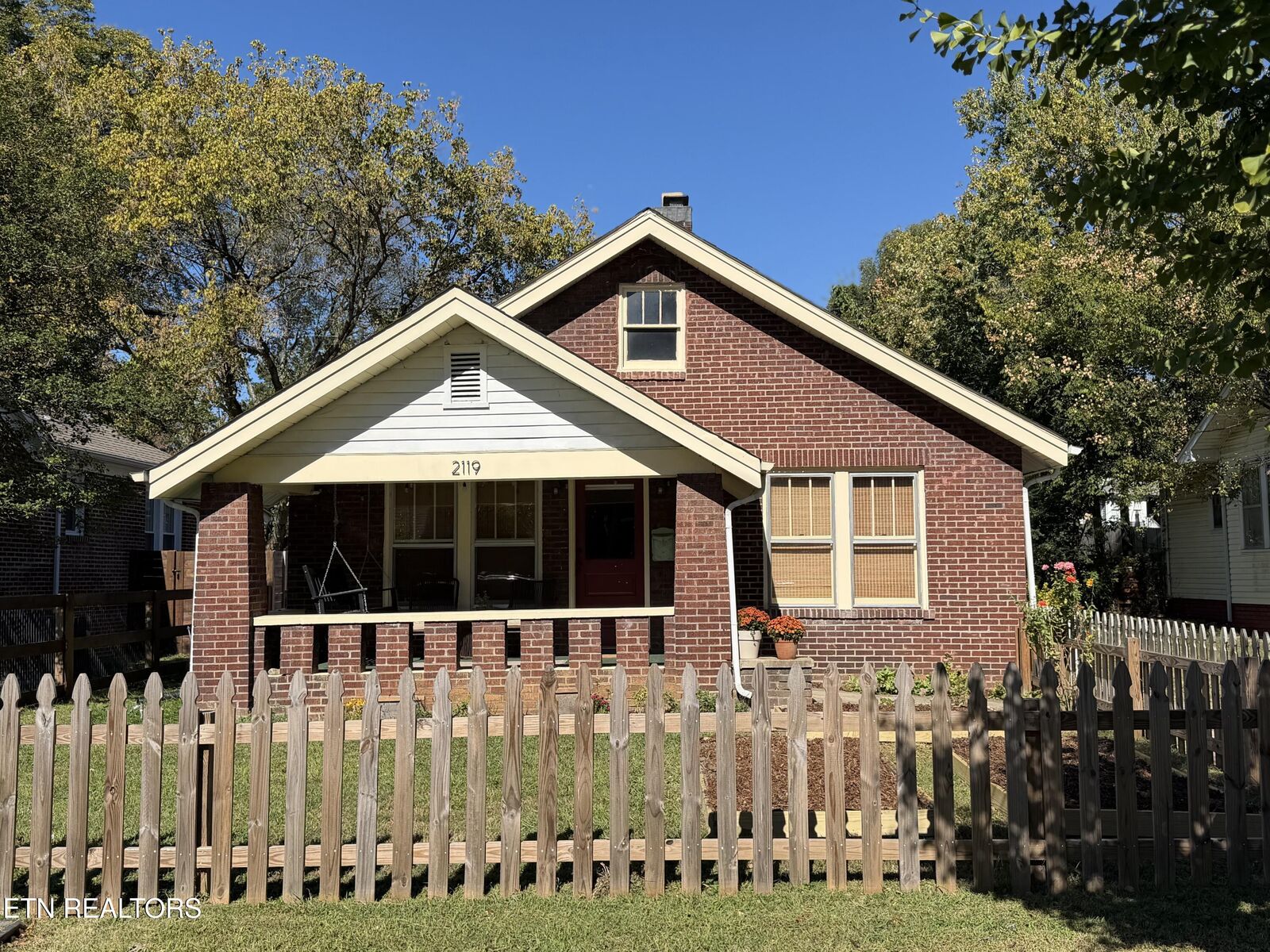Property Photo:  2119 Woodbine Ave  TN 37917 