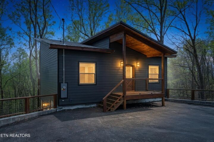 Property Photo: 640 Carter Plaza TN 37738