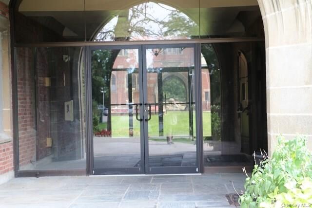 Property Photo: 316 Chateau Rive 316 NY 10566