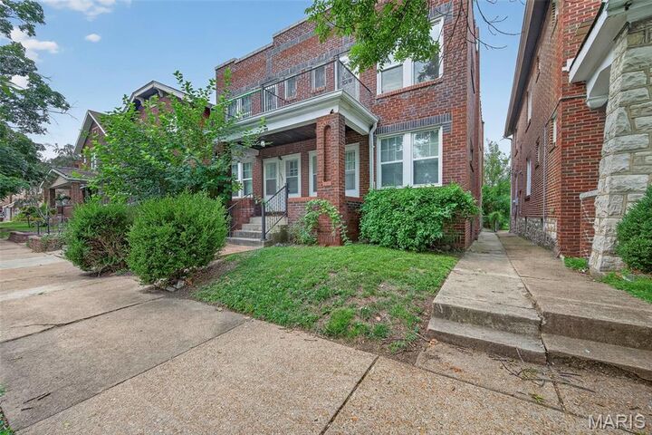 Property Photo:  6040 Southwest Avenue  MO 63139 