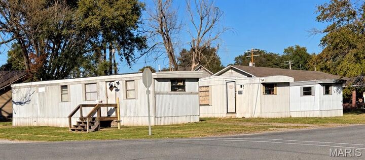 Property Photo: 7th Street E Seventh Street #1 #2 #3 MO 63873