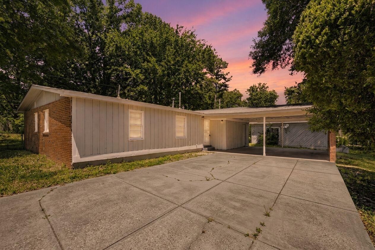 Property Photo:  3083 Arrendale St  TN 38118-0000 