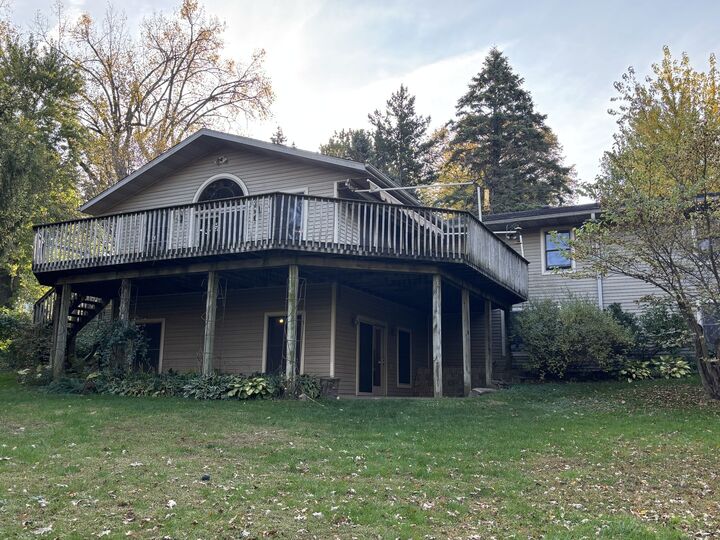 Property Photo:  250 S 14th Street  IA 52732 