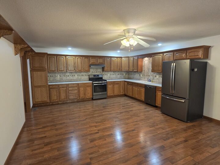 Property Photo: 404 W 15th Street IL 61071