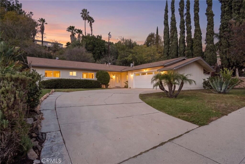 Property Photo:  8529 Eatough  CA 91304 