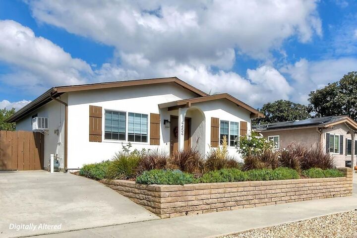 Property Photo: 4454 Via Felicita CA 92057