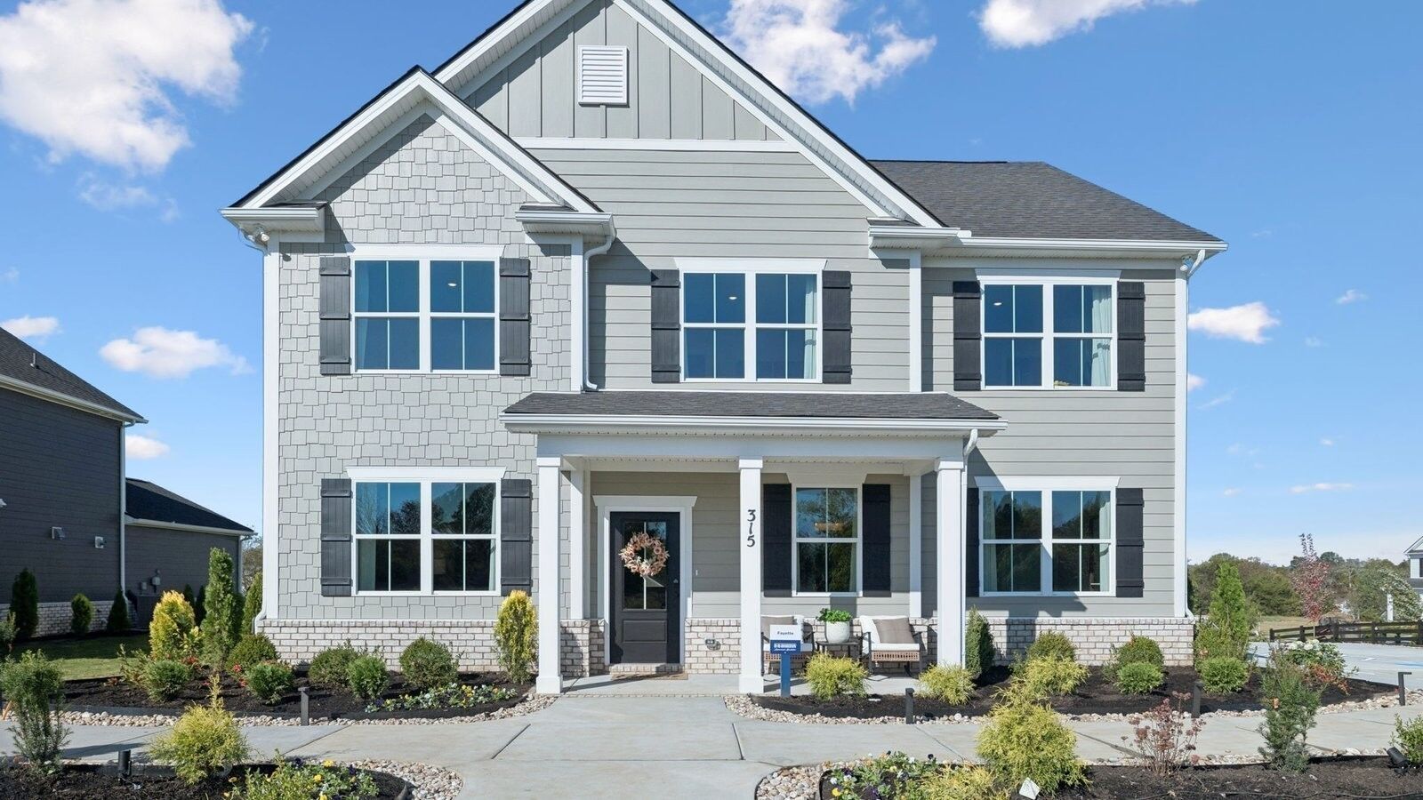 Property Photo: 297 Harvest Point Blvd TN 37174