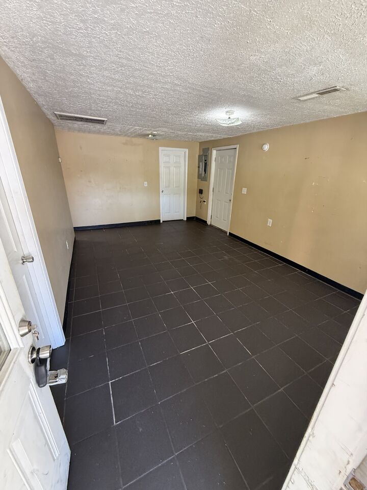 Property Photo:  25 Langford Ln  TN 38551 
