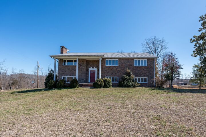Property Photo:  111 Kelleys Chapel Rd  TN 38485 