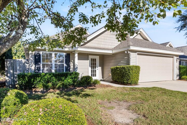 Property Photo:  2701 Gruffy Court  NC 28411 