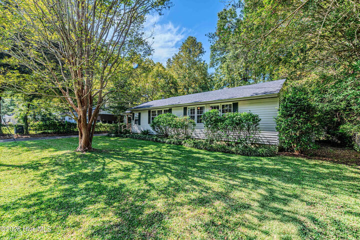 Property Photo: 519 Oak Lane NC 28540