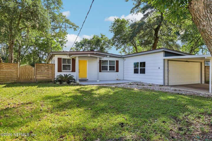 Property Photo:  6012 Edgefield Drive  FL 32205 