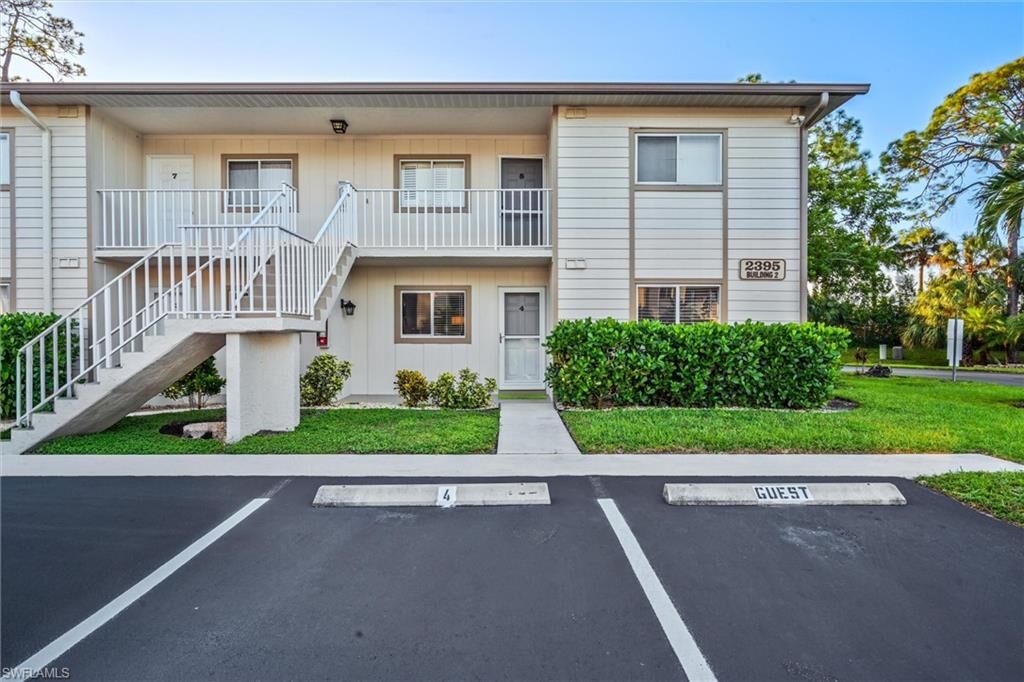 Property Photo: 2395 Naples Trace Cir 4 FL 34109