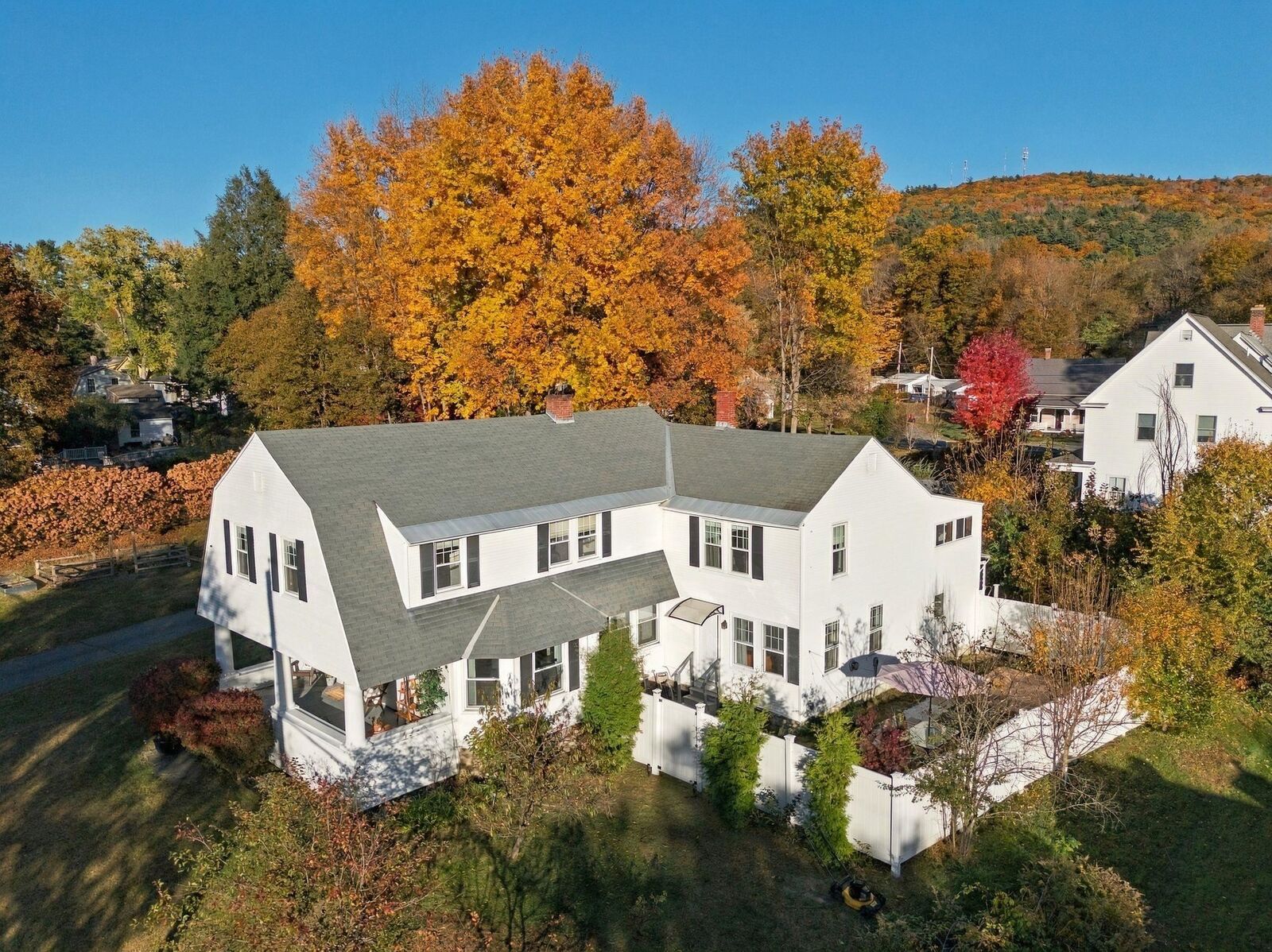 Property Photo:  26 Crafts Avenue  NH 03784 