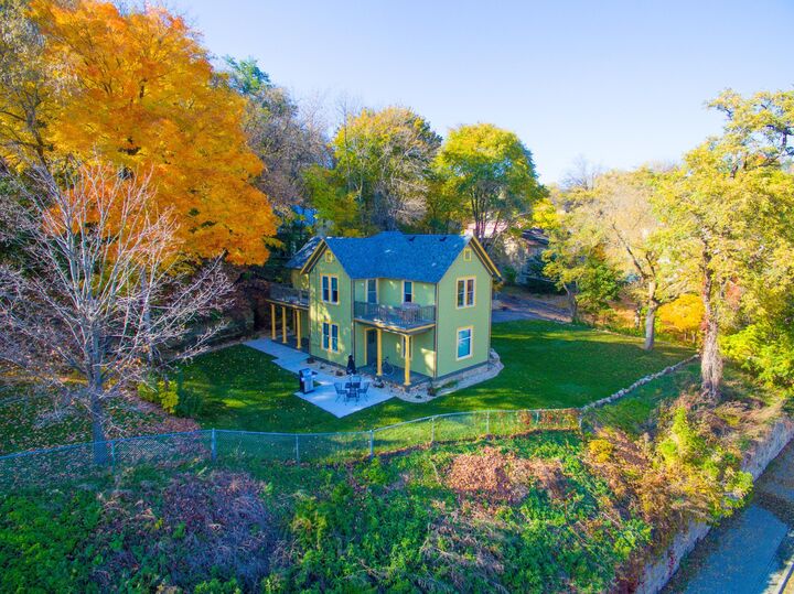 Property Photo:  520 Main Street N  MN 55082 