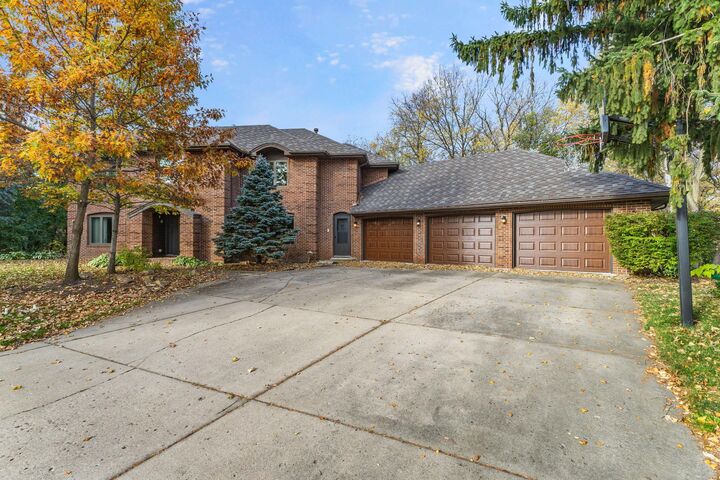 Property Photo:  9581 Oxborough Curve  MN 55437 