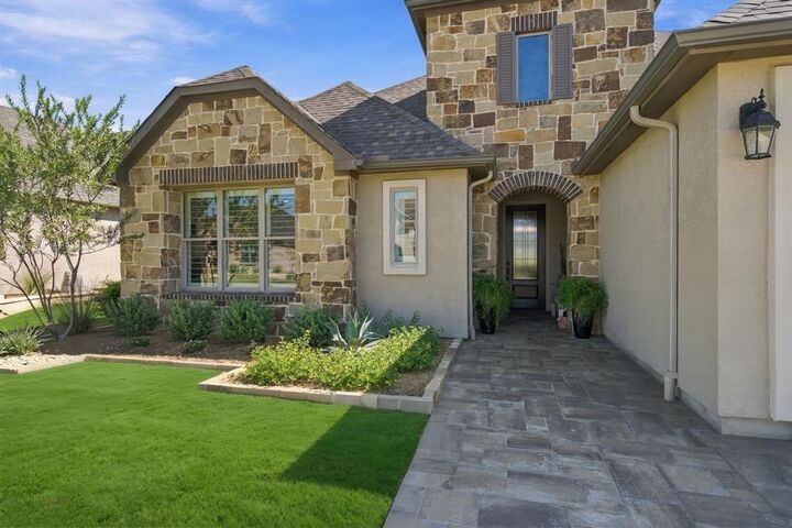 Property Photo:  11113 Mica Lane  TX 76207 