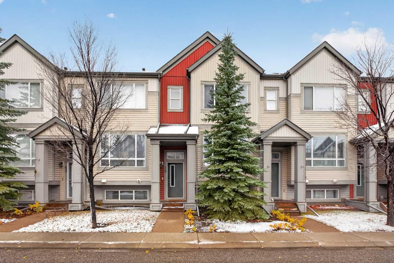Property Photo: 39 Copperpond Close SE AB T2Z 0Y8