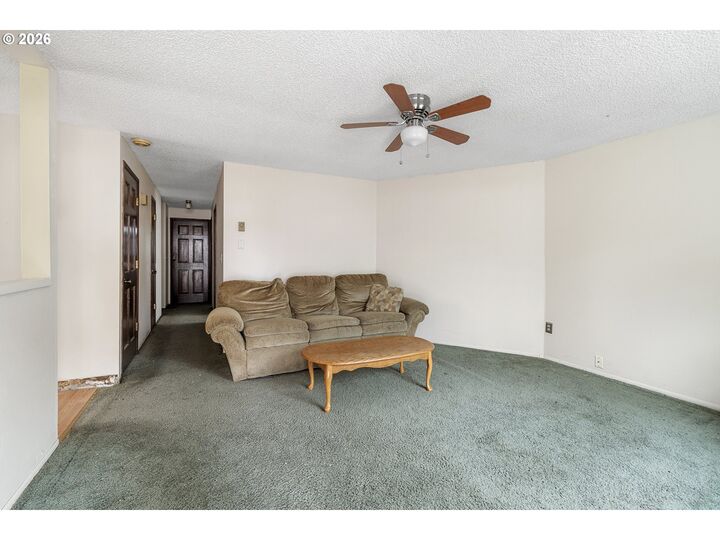 Property Photo: 345 W Exeter St OR 97027