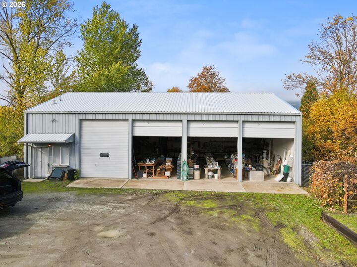 Property Photo:  333 S Old Pacific Hwy  OR 97457 