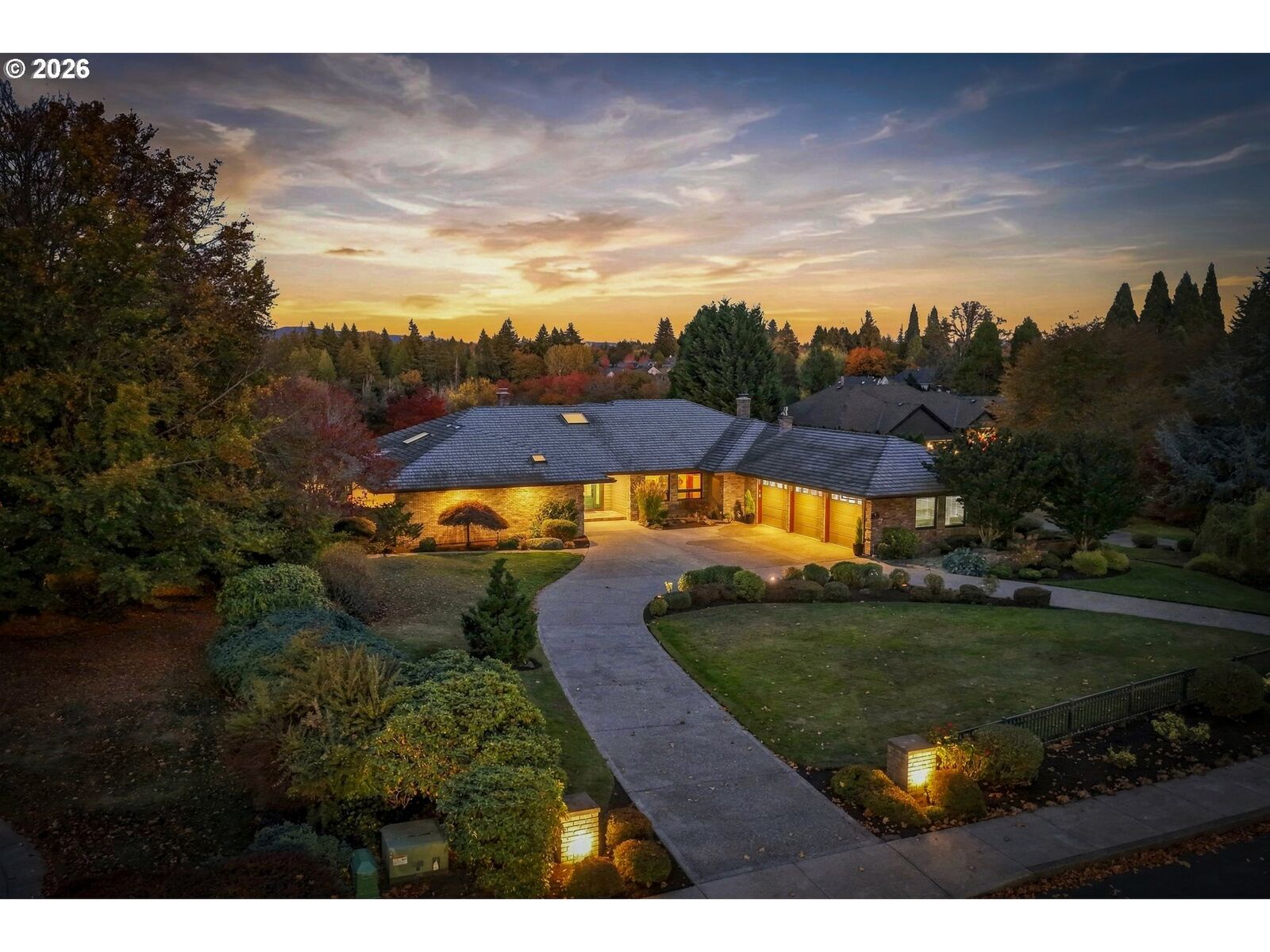 Property Photo:  750 SE Arrow Creek Ln  OR 97080 