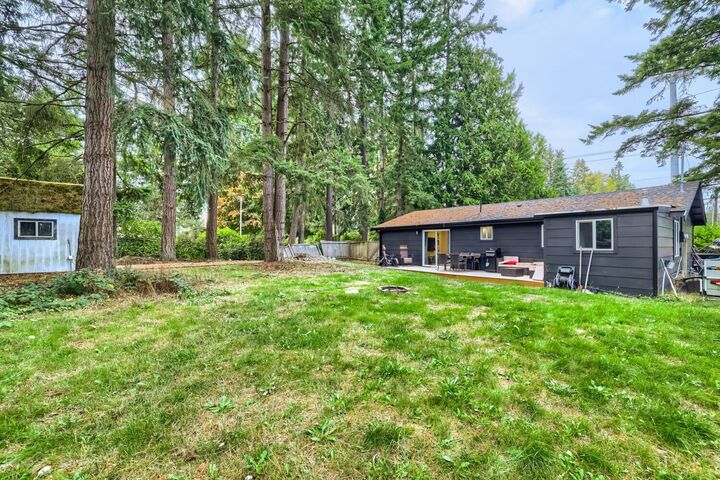 Property Photo: 6324 168th Street SW WA 98037