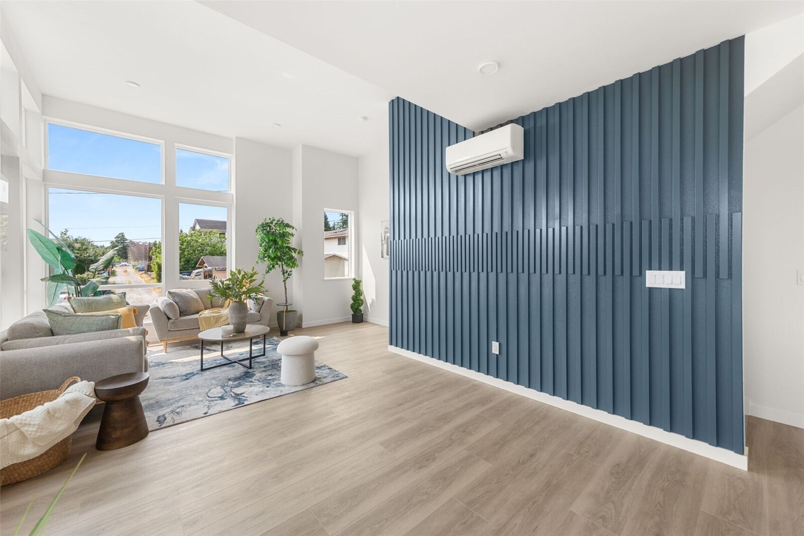 Property Photo:  3214 B S Dawson Street  WA 98118 