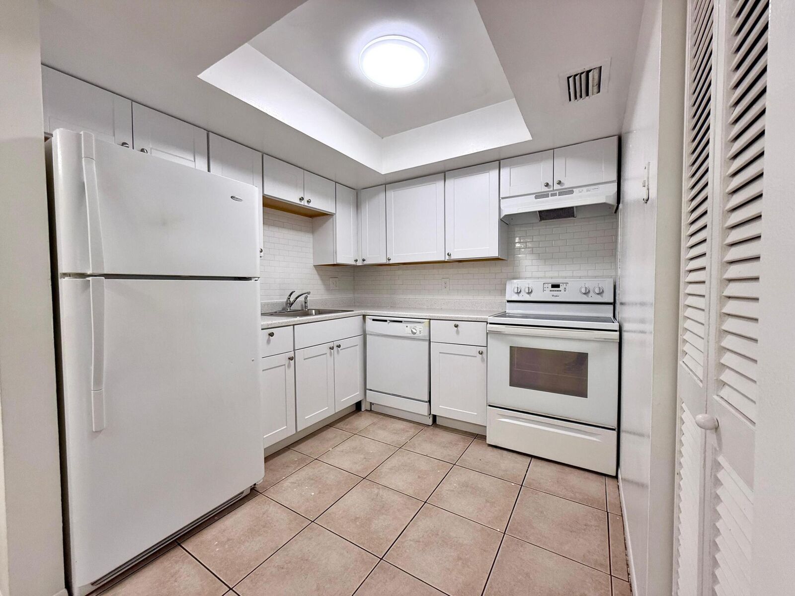 Property Photo:  3096 Collin Drive C  FL 33406 