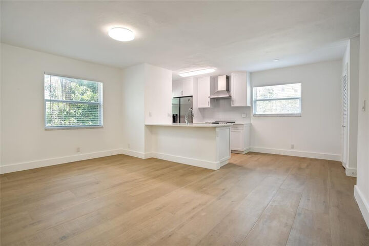 Property Photo:  530 S Federal Highway 7  FL 33301 