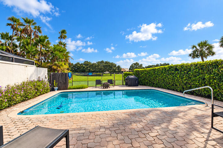 Property Photo: 20106 Northcote Drive FL 33434