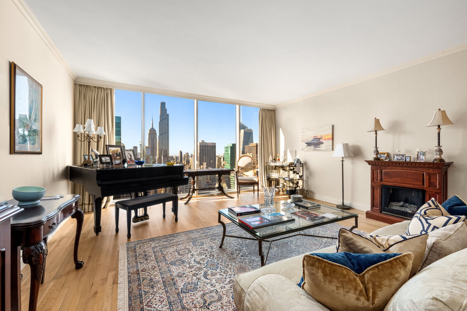 Property Photo:  641 5th Avenue 41F  NY 10022 