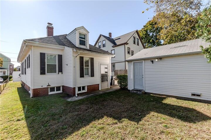 Property Photo:  9 Chestnut Avenue  RI 02910 