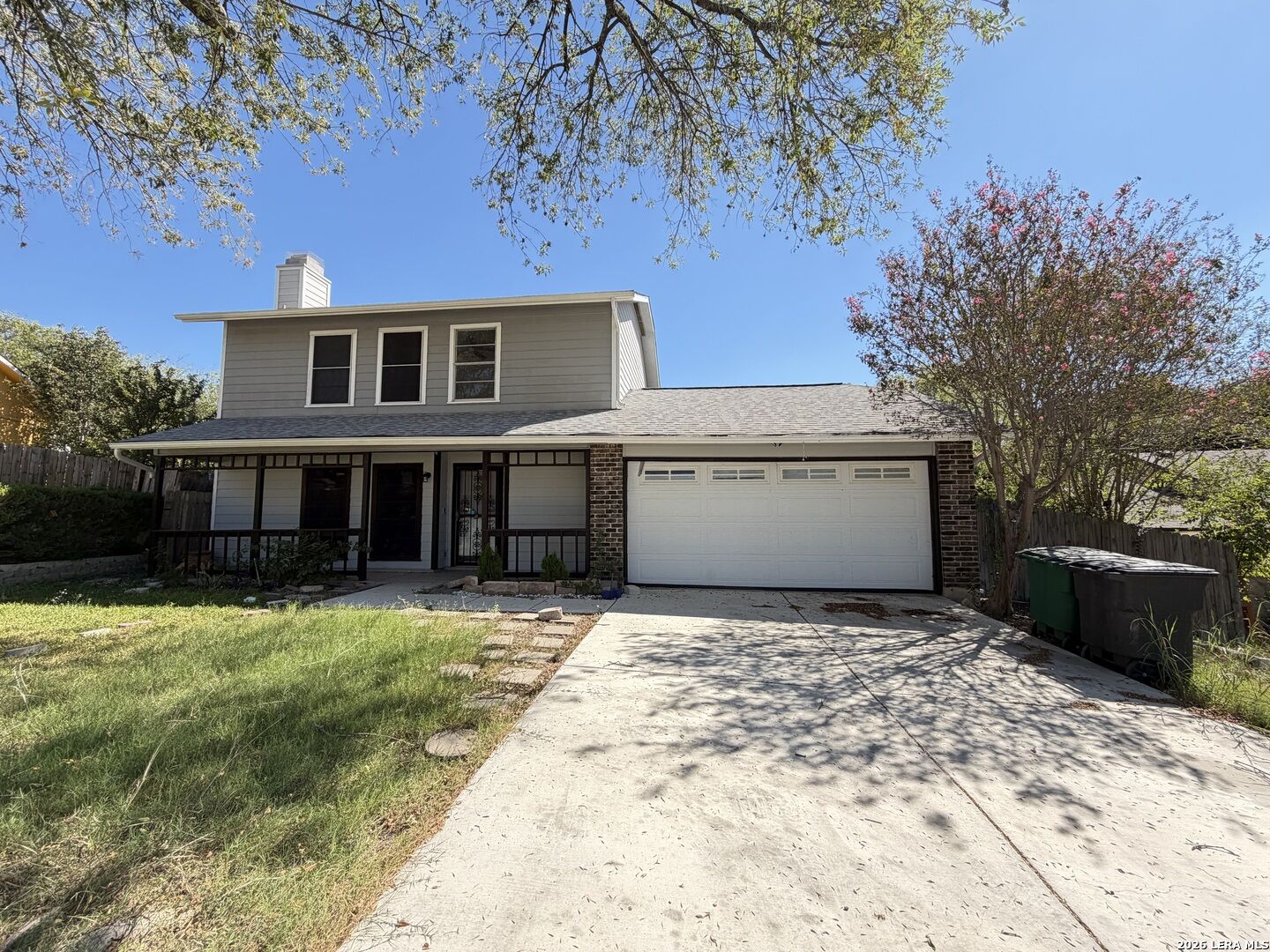 Property Photo:  6810 Hillside Blf  TX 78233 