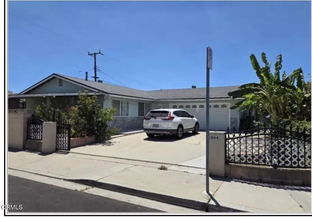Property Photo:  2044 San Jose Street  CA 93030 