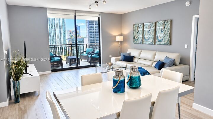 Property Photo:  999 SW 1st Ave 2217  FL 33130 