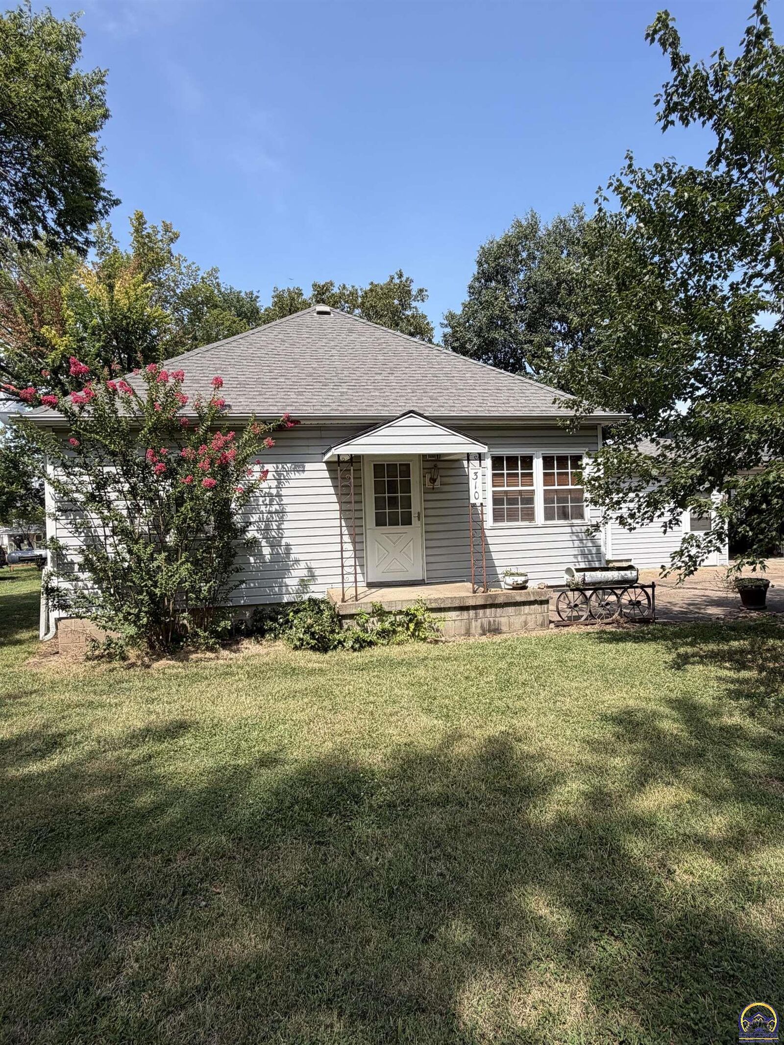 Property Photo: 310 E Greenwood KS 66853