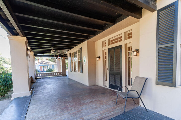 Property Photo:  618 Broughton St  GA 39817 